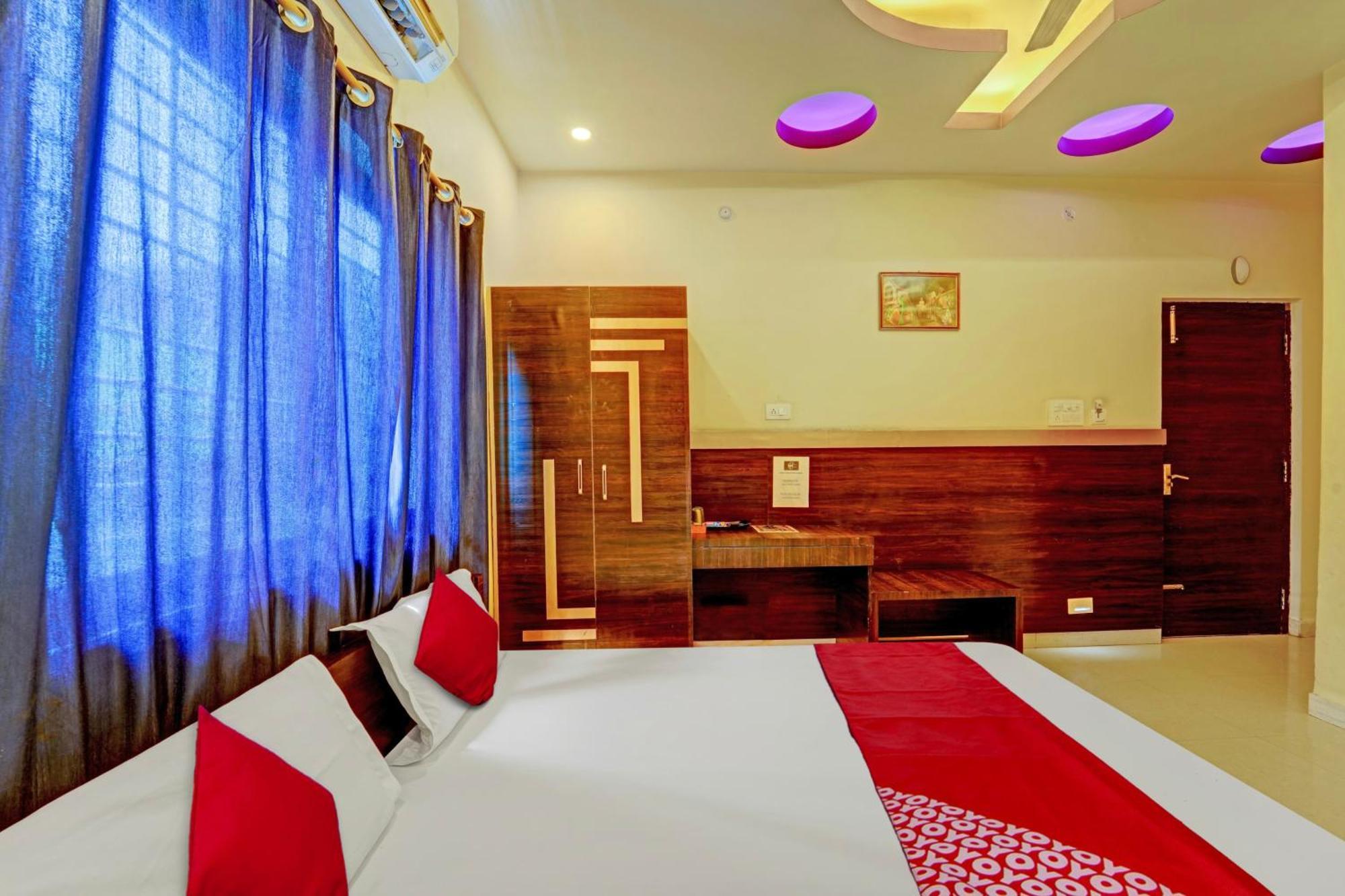 Oyo Flagship Hotel Centre Point Chhapra Eksteriør bilde