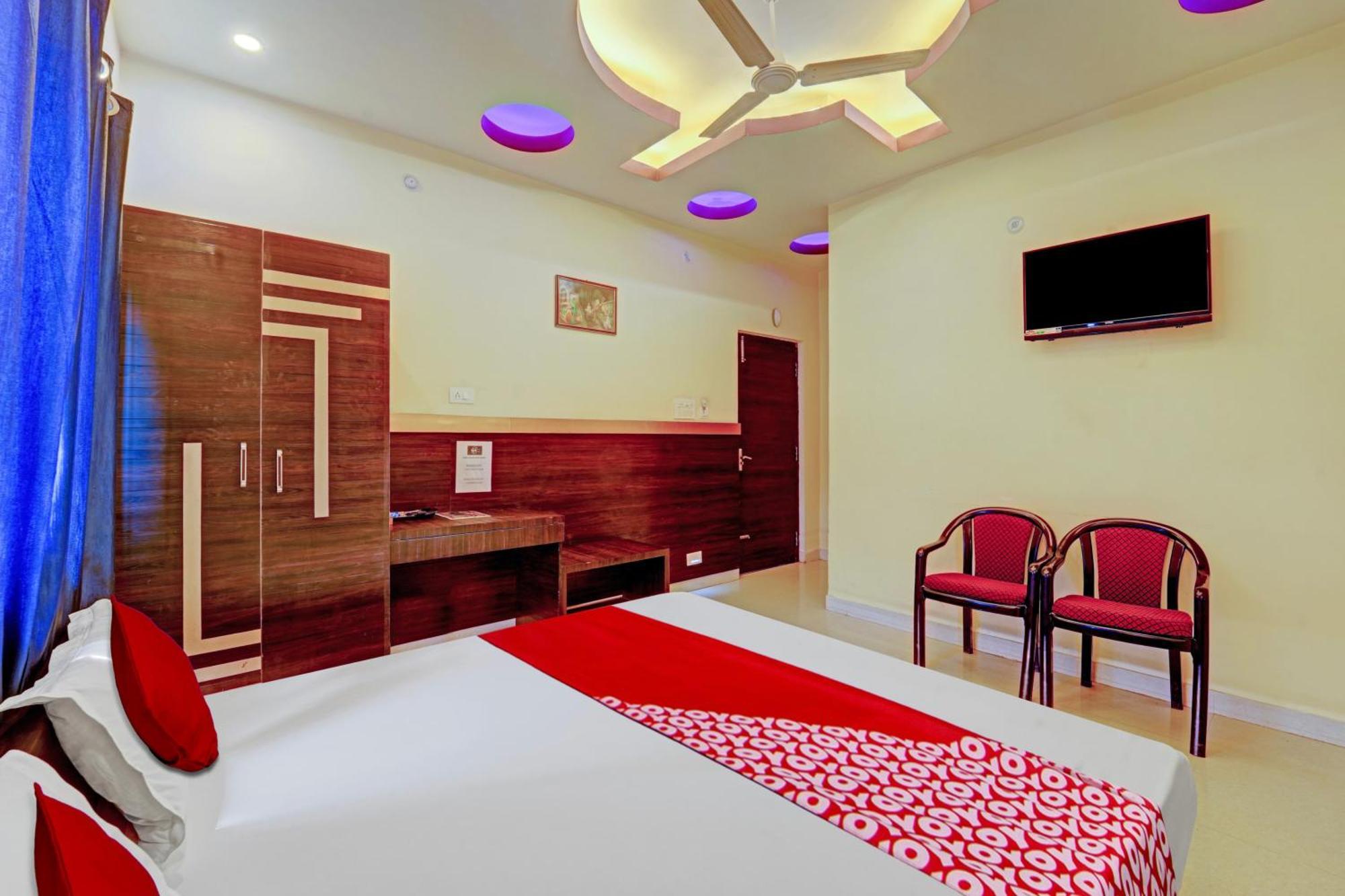 Oyo Flagship Hotel Centre Point Chhapra Eksteriør bilde